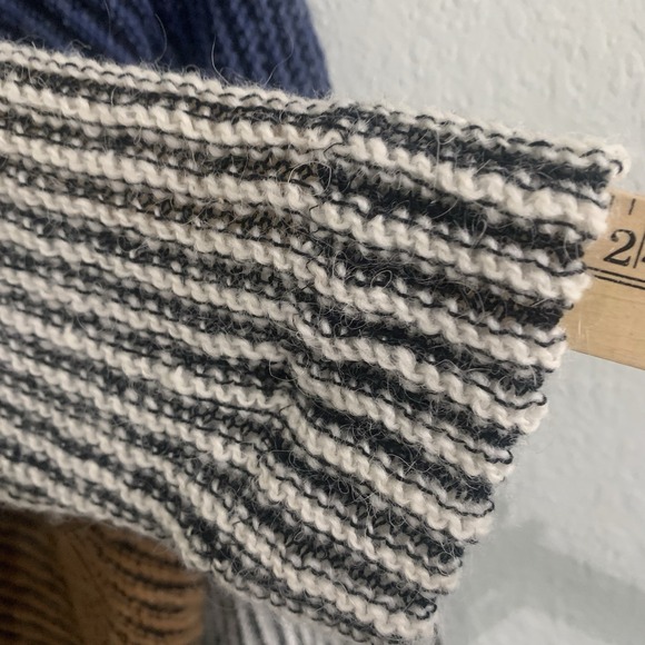 Uterqüe Oversized Colorblock Knit Sweater-Made In Iceland- Loose Gauge Laganlook - Picture 7 of 15